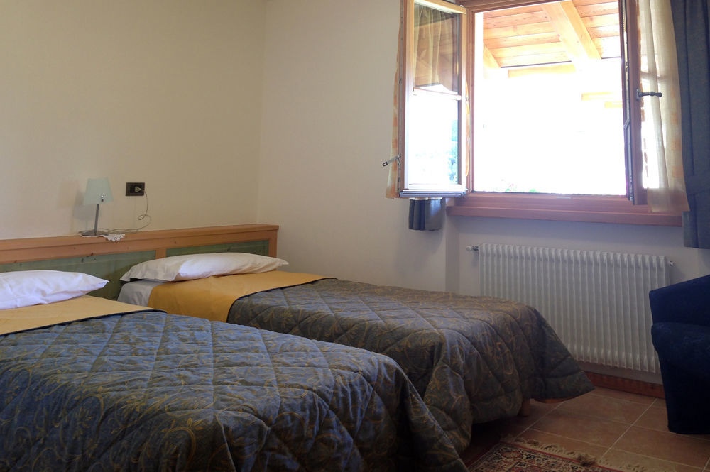 Garni Lilly Hotel San Lorenzo Dorsino Luaran gambar